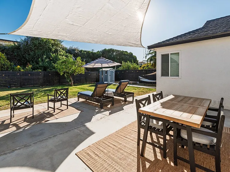 5209 Solola Ave — Photo 10