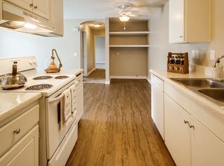 Las Ventanas Apartments, Vista, CA 92084