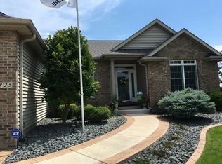 2825 E 64th Ct, Davenport, IA 52807