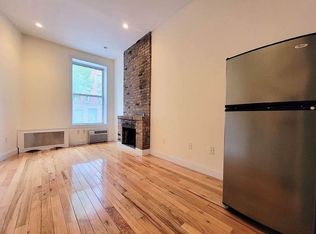 340 E 22nd St #1R, New York, NY 10010