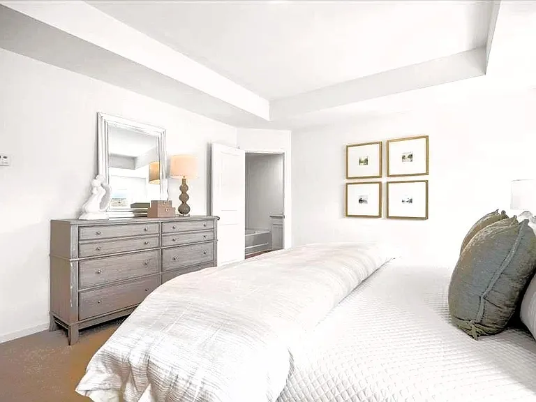 2028 Woodbine Way — Photo 3