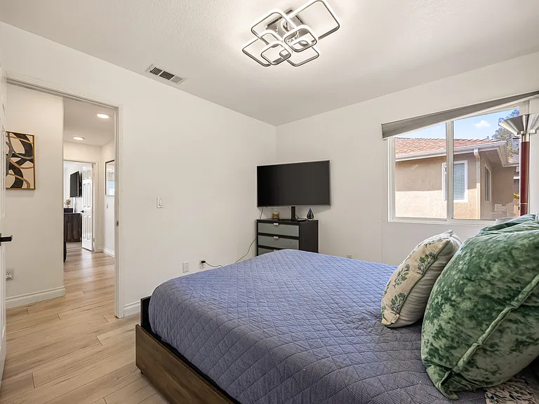 2925 W Canyon Ave W — Photo 29