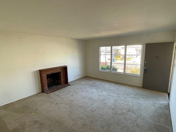 2nd image of 1012 Crestwood Dr