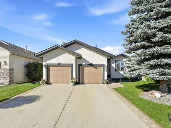 104 E Ackerman Cres, Red Deer, AB T4R 3B3