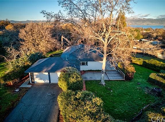 4th image of 890 Boggs Ln
