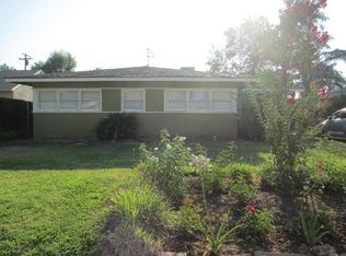 6673 Yellowstone Dr, Riverside, CA 92506