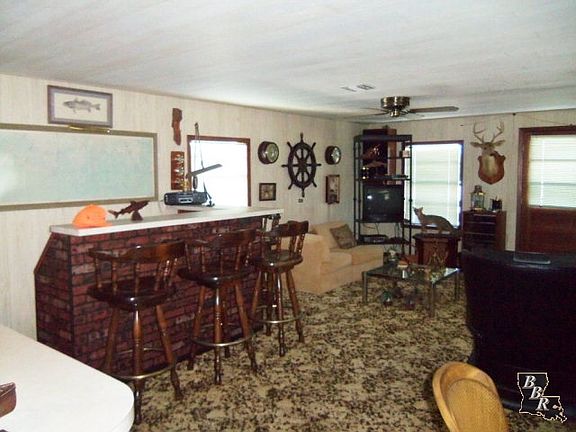5th image of 190 Dominique Ct