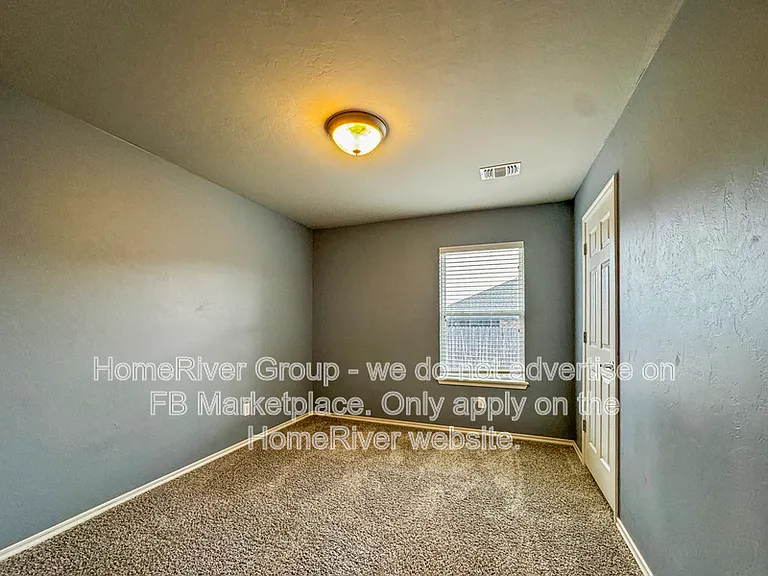 19221 Blanco Dr — Photo 9