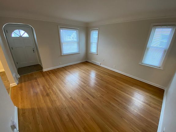 2nd image of 21735 Colony St