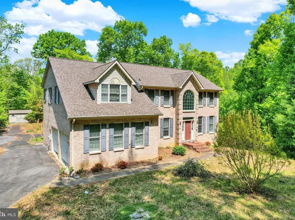16896 Driftwood Pl, Hughesville, MD 20637