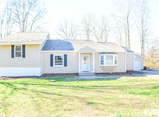 2013 NW Amherst Rd, Knoxville, TN 37921