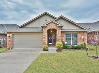 18604 Agua Dr, Edmond, OK 73012