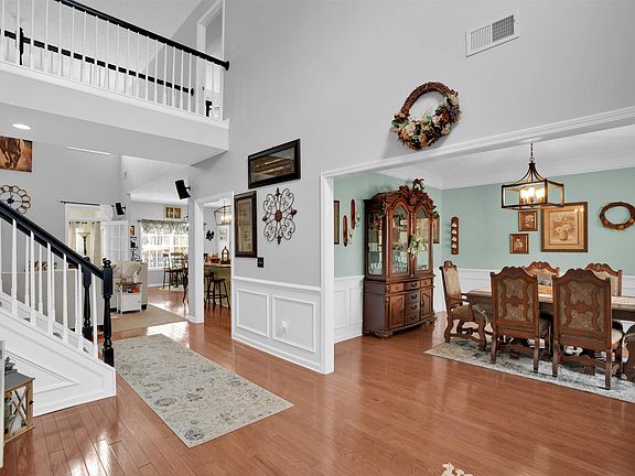 4th image of 246 Berkeley Ridge Dr