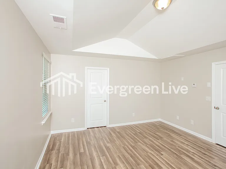 417 Riglaw Cir — Photo 10