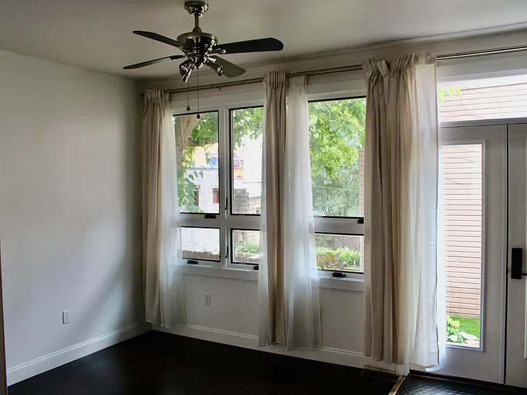 221 Jacksonia St — Photo 8