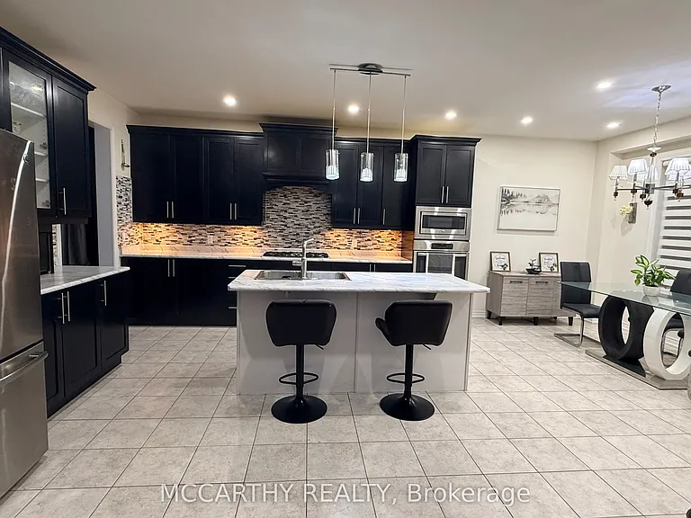 124 Johnson Dr — Photo 15