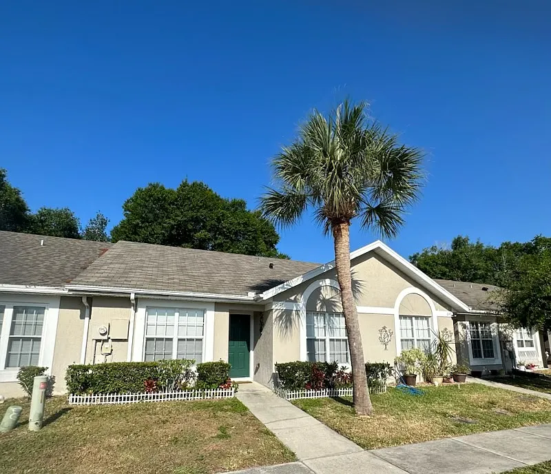 2147 Cypress Bay Blvd