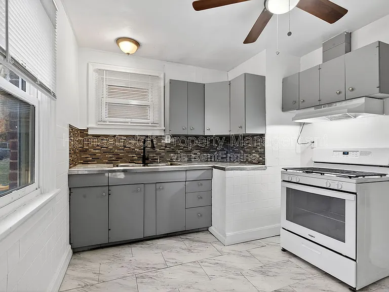 8347 Eton Pl — Photo 3