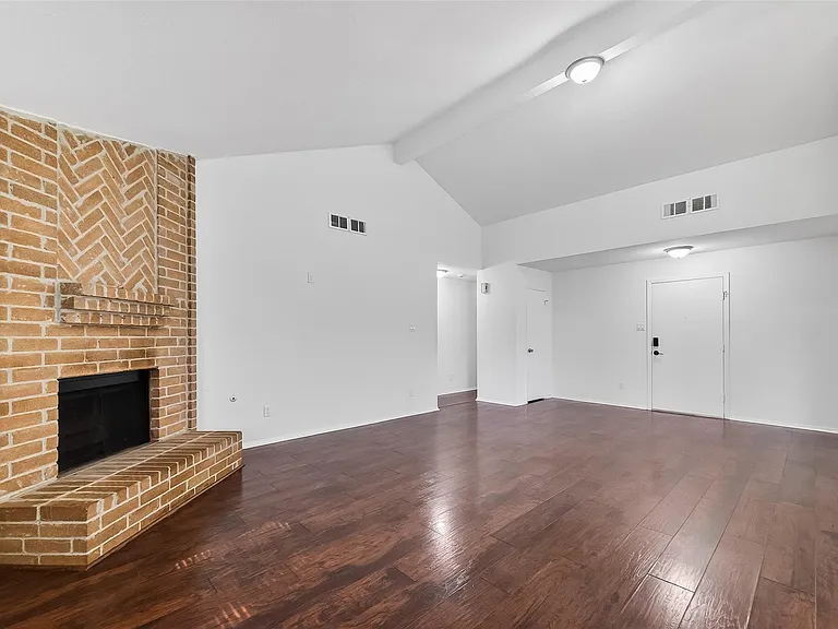 1122 Woodbridge Ave — Photo 9