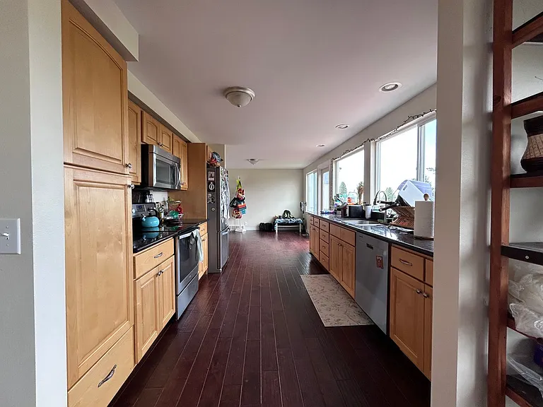 213 Bayside Rd — Photo 10
