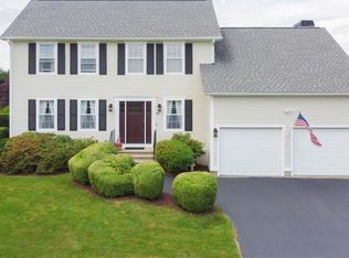 241 Compton View Dr, Middletown, RI 02842