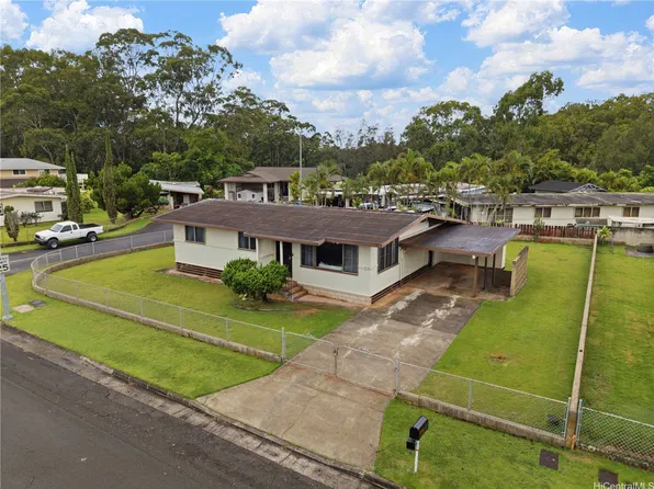 36 Kilani Ave, Wahiawa, HI 96786