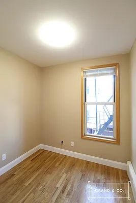 Rented by Grand & Co. | media 8