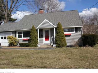 40 Regency Dr, West Hartford, CT 06110