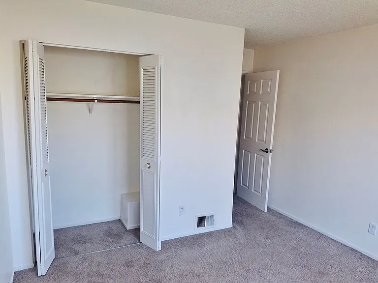 3593 Opal Dr #3 — Photo 10