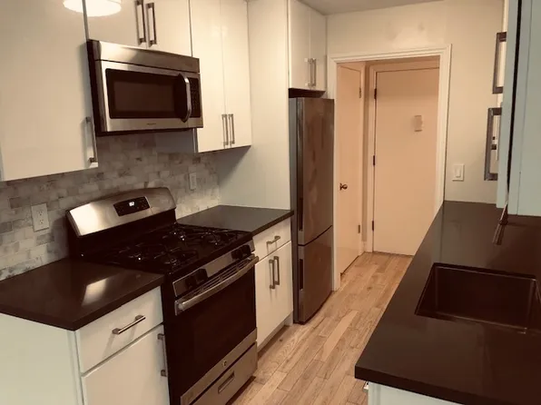 400 Orange St APT 205, Oakland, CA 94610