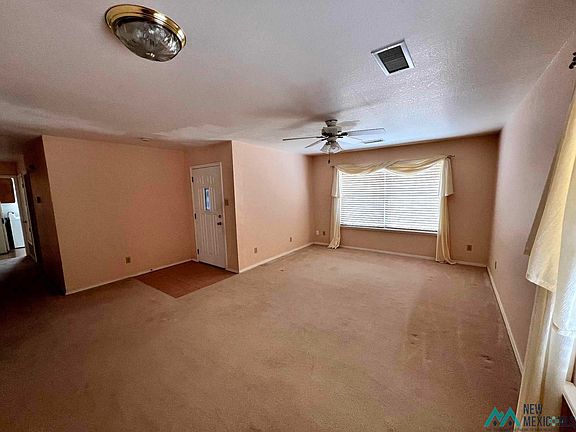 3rd image of 113 Fairway Dr
