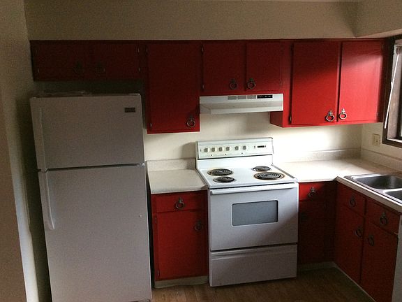 5th image of 317 Girard Blvd SE