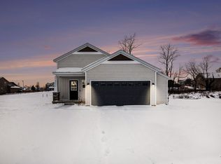 4254 Butternut Dr, Wayland, MI