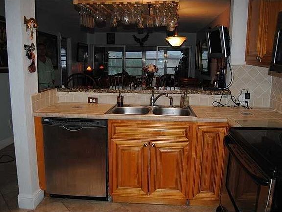 3rd image of 6051 NW 61st Ave APT 302