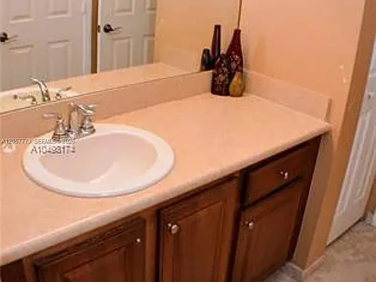 8106 SW 17th Ct #0 — Photo 7