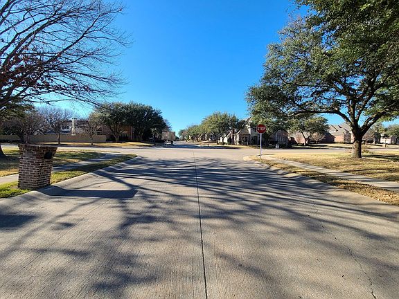 4th image of 6807 Shoreview Dr