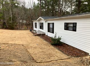 117 Pinewood Dr, West End, NC 27376