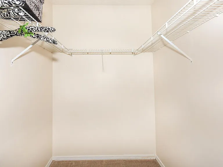 Walk-In Closets