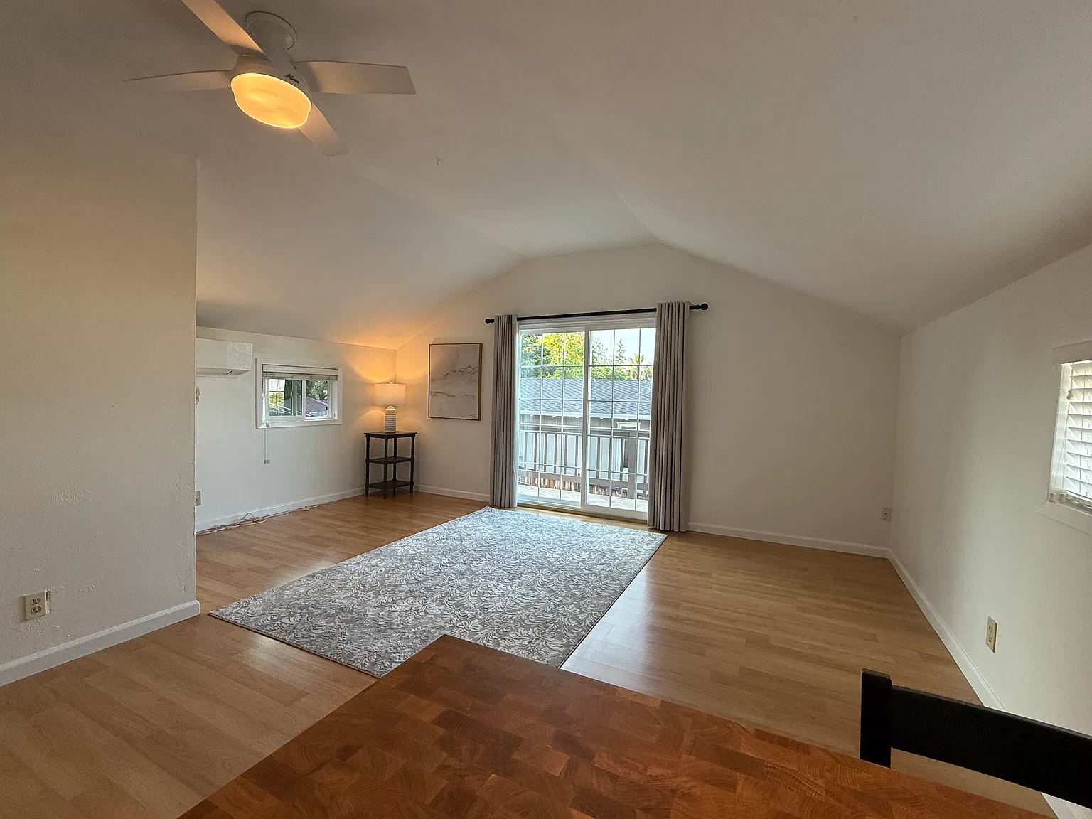 Studio, 450 sqft, $2,200 — Photo 1