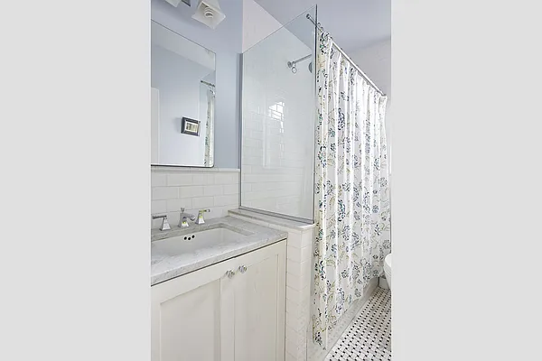 Sold by Stribling | media 33