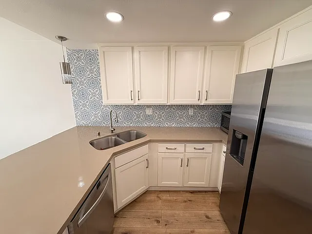107 Stanford Ct #107 — Photo 26