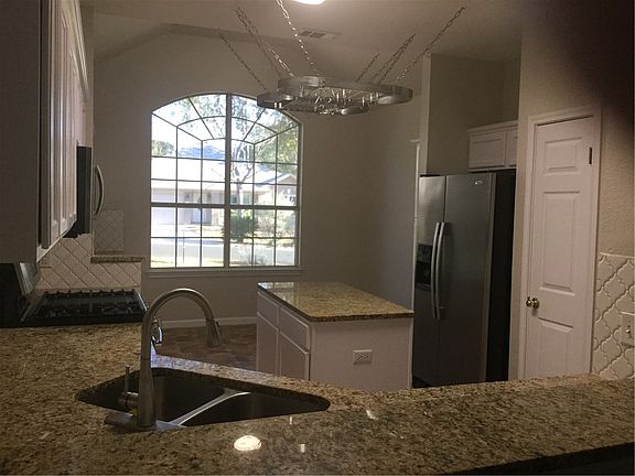5th image of 5711 Pecanwood Ln