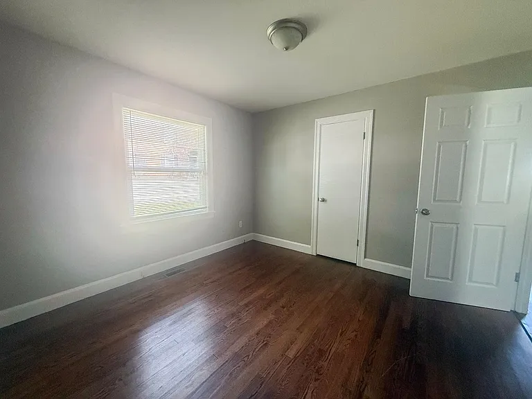 1335 Woodland Ave — Photo 10