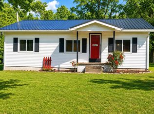 2067 Oak Grove Rd, Goodspring, TN 38460