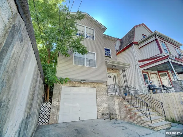 183 N 12th St, Newark, NJ 07107