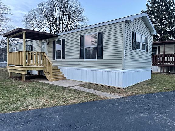 2nd image of 606 Theozel Ln
