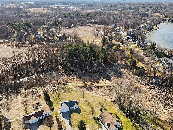 2nd image of 8696 Nine Mile Rd NE