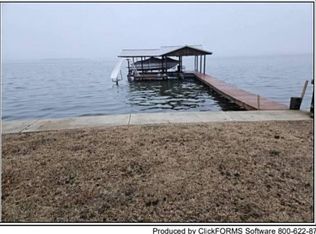 1006 Live Oak Cir, Tool, TX 75143