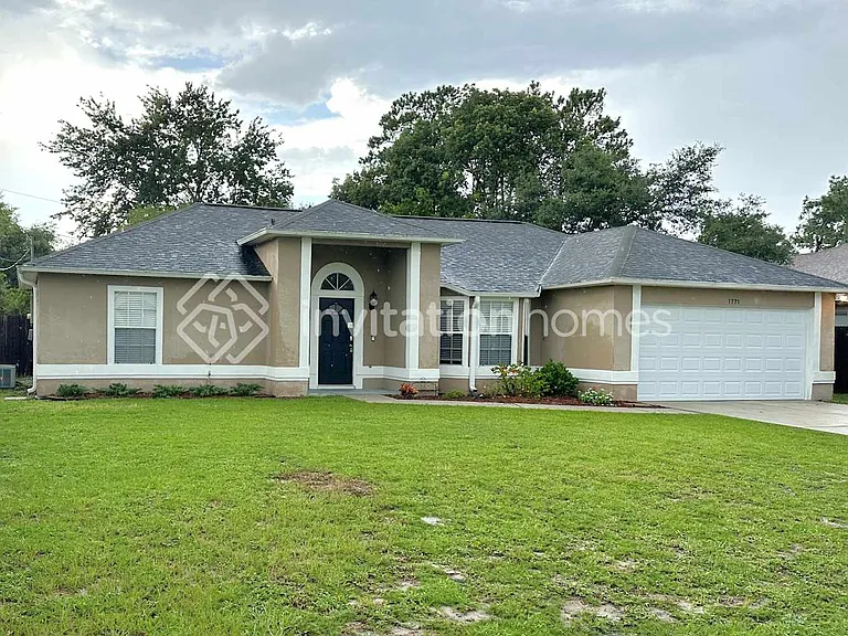 1771 Meredith Ave — Photo 1