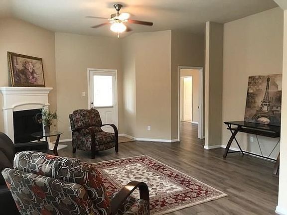 2nd image of 2475 Garden Falls Dr